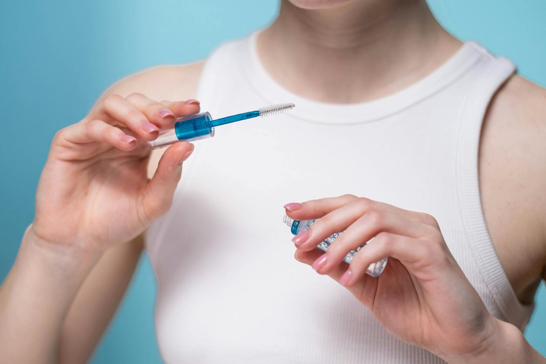 Kostenloses Stock Foto zu augenbrauen, beauty influencer, bewirbt sich
